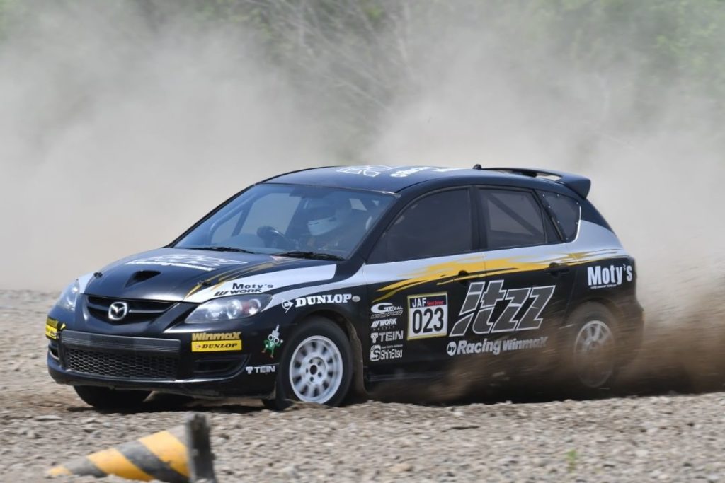 Work Wheels Japan: JAF全日本ダートトライアル選手権 SC1クラス 坂田一也選手(ワークスカラシップ制度適応選手)のドライバーコメントを掲載しています。
The drive… JAF全日本ダートトライアル選手権 SC1クラス 坂田一也選手(ワークスカラシップ制度適応選手)のドライバーコメントを掲載しています。
The drive...
