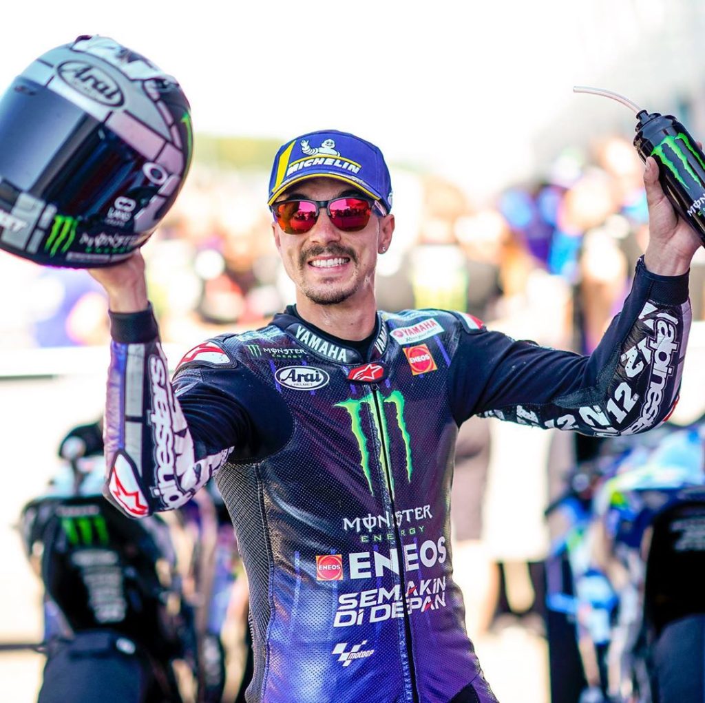 This is what we like to see: a bright smile from @maverick12official in parc fer...