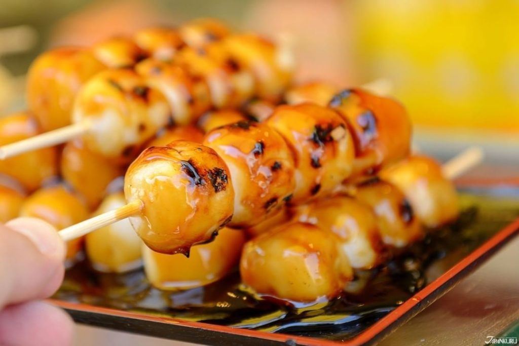 Visit Japan: What is your favorite Japanese snack? These are mitarashi dango (glazed rice dum… What is your favorite Japanese snack? These are mitarashi dango (glazed rice dum...