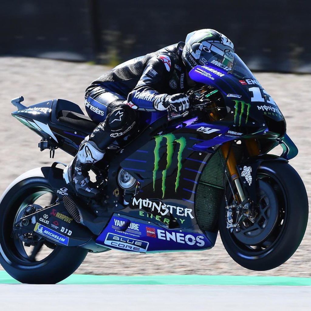 He's done it!!! P1 for @maverick12official!
.
.
#MonsterYamaha | #MotoGP | #Dutc...