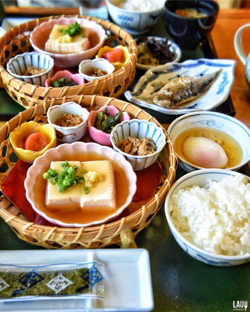 Hungry? You will be after seeing this amazing traditional Japanese breakfast @la...