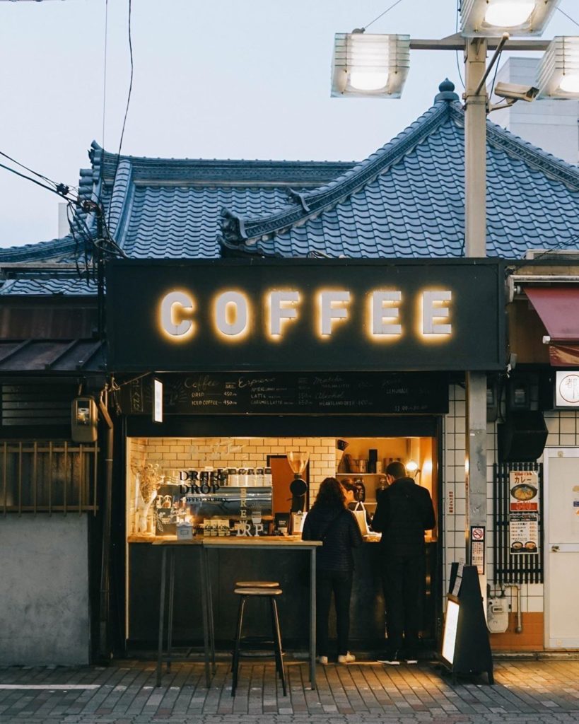 When even getting your caffeine fix in Kyoto is extra charming... : @rainsoop
--...