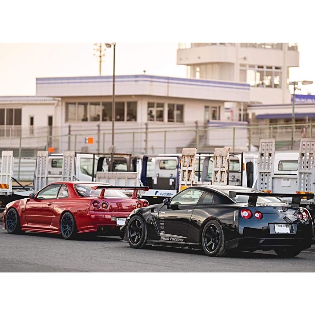 R34 or R35?  Photo  @finalformusa .
.
.
Follow the Crew:  @Nissan_GTR_Lovers
@Cl...