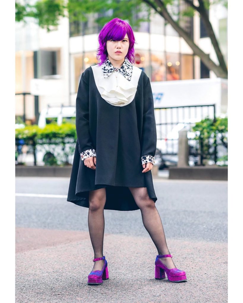 19-year-old Japanese student Natsumi (@_k.723_) on the street in Harajuku wearin...