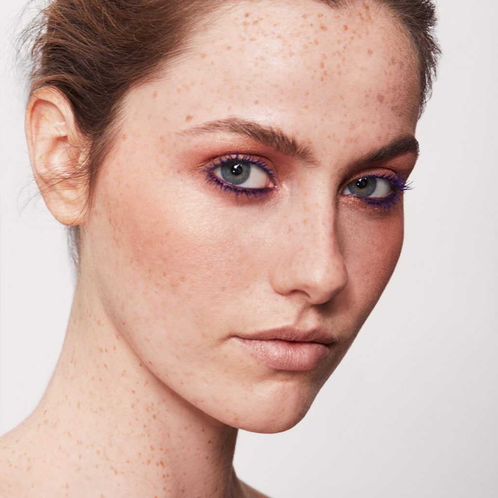 Opposites attract. Pair the Essentialist Eye Palette in Miyuki Street Nudes with...