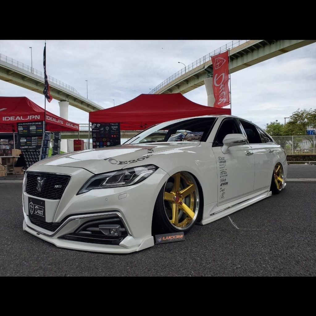 CROWN Meeting
220 CROWN

@tomoki.tabei 
@vipstyle_car_magazine...
