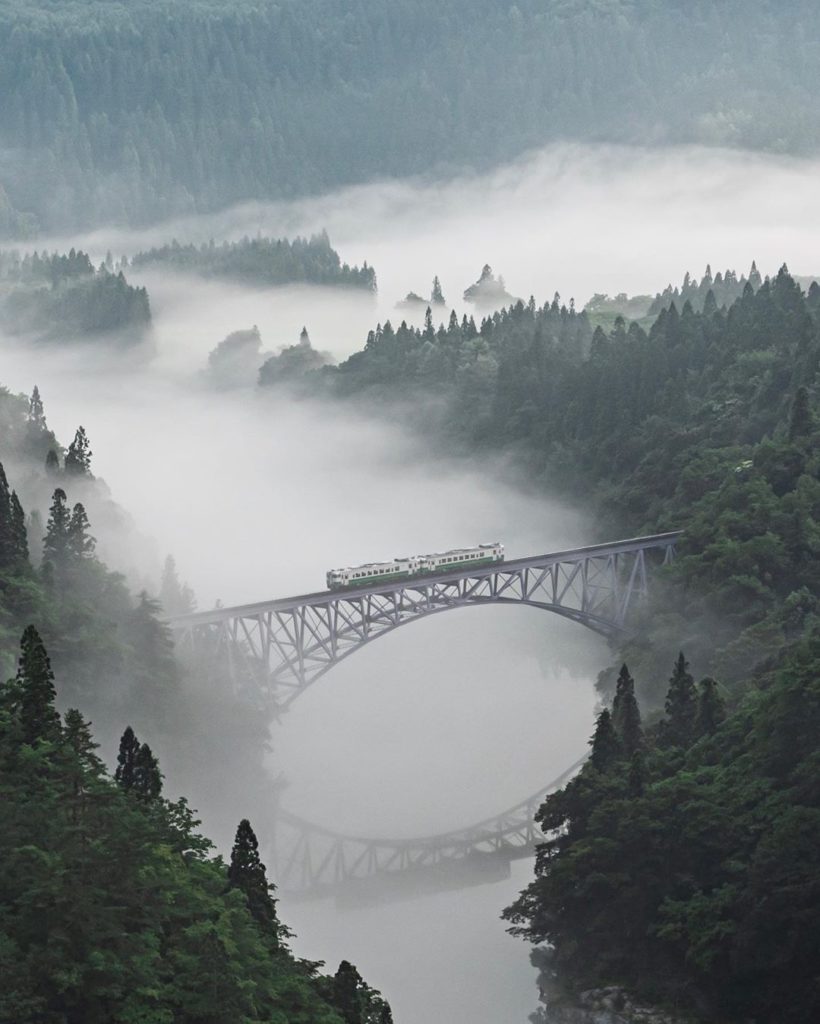 Visit Japan: What an incredible photo of the Tadami Line train passing through Fukushima Pref… What an incredible photo of the Tadami Line train passing through Fukushima Pref...