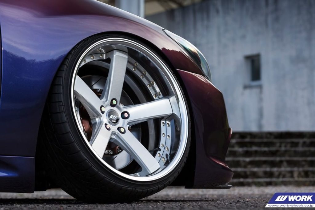 @aless_group Toyota Crown on NEW WORK Zeast BST2 #artofwheel #zeast #bst2...
