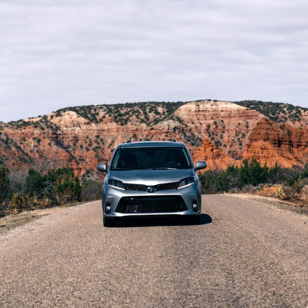 A ride so nice, you'll always choose the long road. #Sienna #LetsGoPlaces #VanLi...
