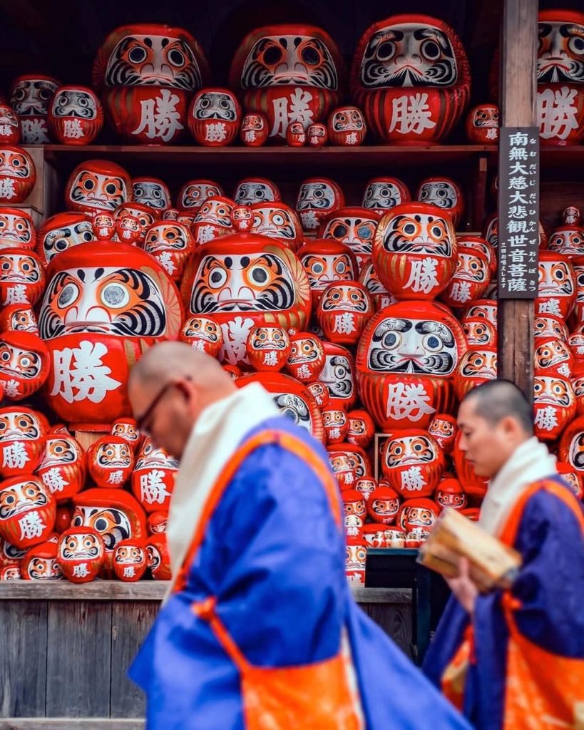Japan Travel: The temples have eyes
: @haniwa.ig
—–⠀
Katsuoji Temple, #Osaka
.⠀
.⠀
.⠀
… The temples have eyes
: @haniwa.ig
-----⠀
Katsuoji Temple, #Osaka
.⠀
.⠀
.⠀
...