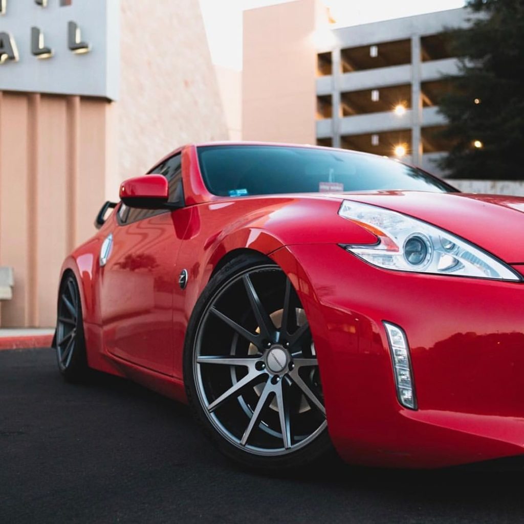All winks.  #Nissan370Z #370Z : @matthew__haddaji : @cheem_z34...