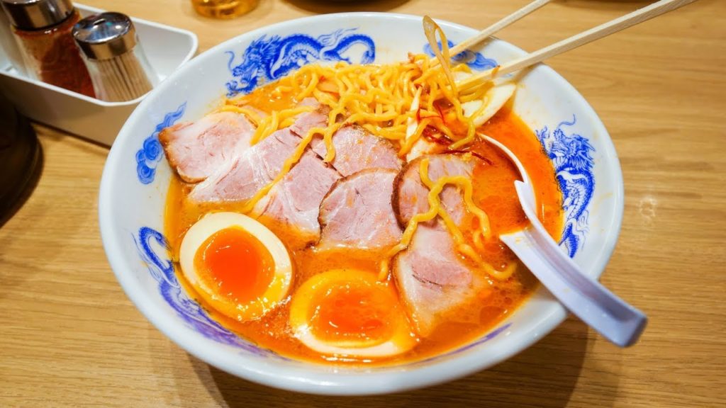 Japanese Food in Sapporo – MISO RAMEN + Conveyor Belt Sushi + LEVEL 40 SPICY Soup Curry! Japanese Food in Sapporo - MISO RAMEN + Conveyor Belt Sushi + LEVEL 40 SPICY Soup Curry!