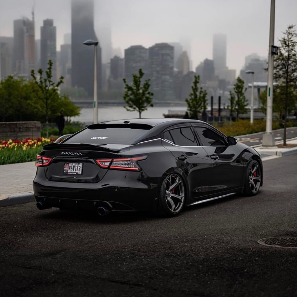 Simplicity is key. #NissanMaxima #Nissan #Maxima #HumpDay : @ke.vi.n : @kevinjva...