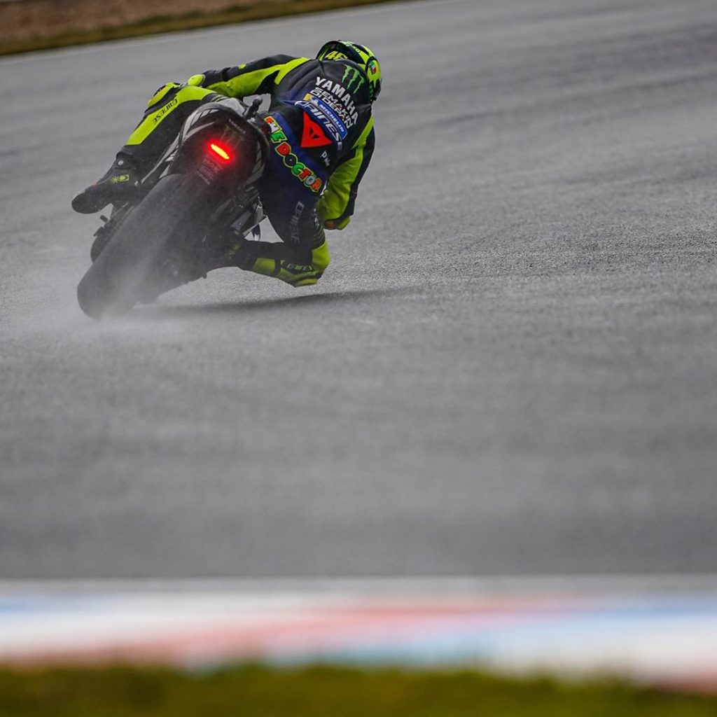@valeyellow46 : "We wanted to try to use the slicks at the beginning, but it was...