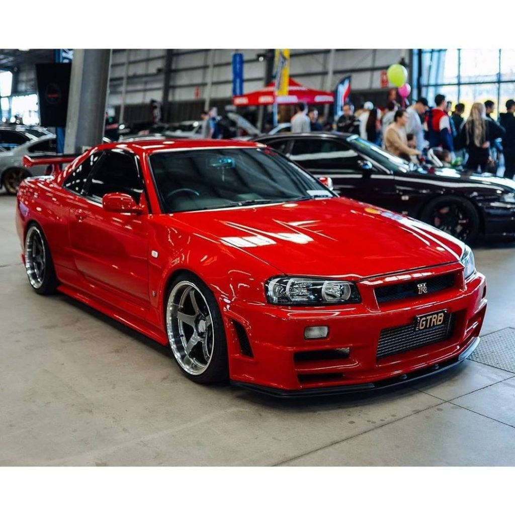 Red for danger 
Photo @justinsung .
.
.
.
Follow the Crew:

@Nissan_GTR_Lovers
@...