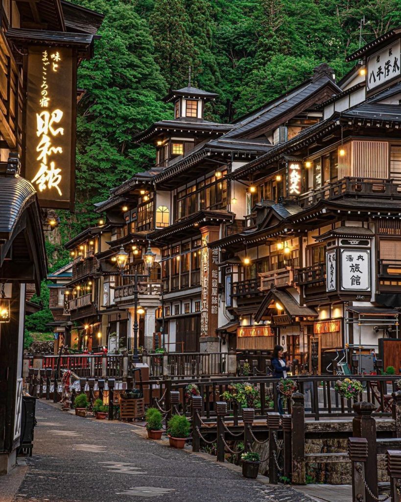Visit Japan: How magical is this traditional ryokan inn in Ginzan Onsen?  Thanks to @nao_… How magical is this traditional ryokan inn in Ginzan Onsen?  Thanks to @nao_____...