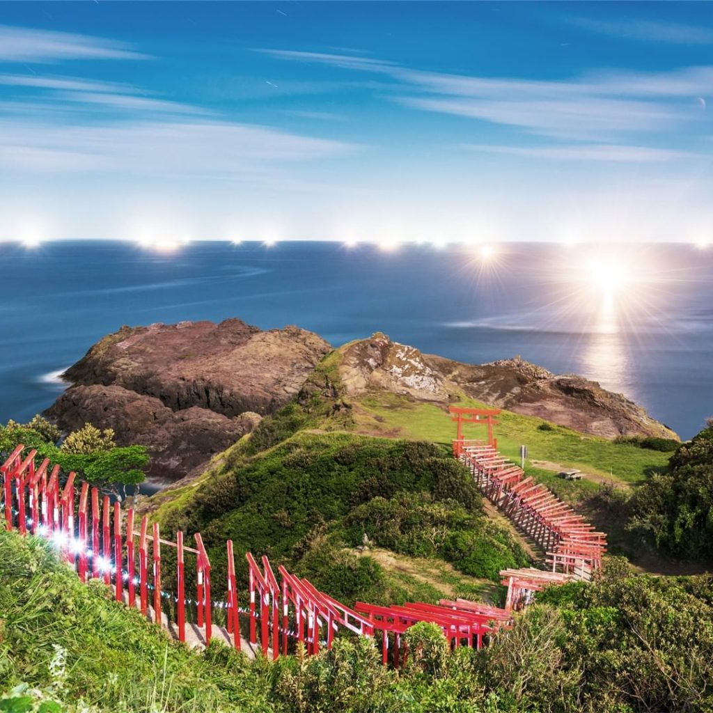 .
A stunning view of the Sea of Japan from the Motonosumi Shinto shrine, where c...