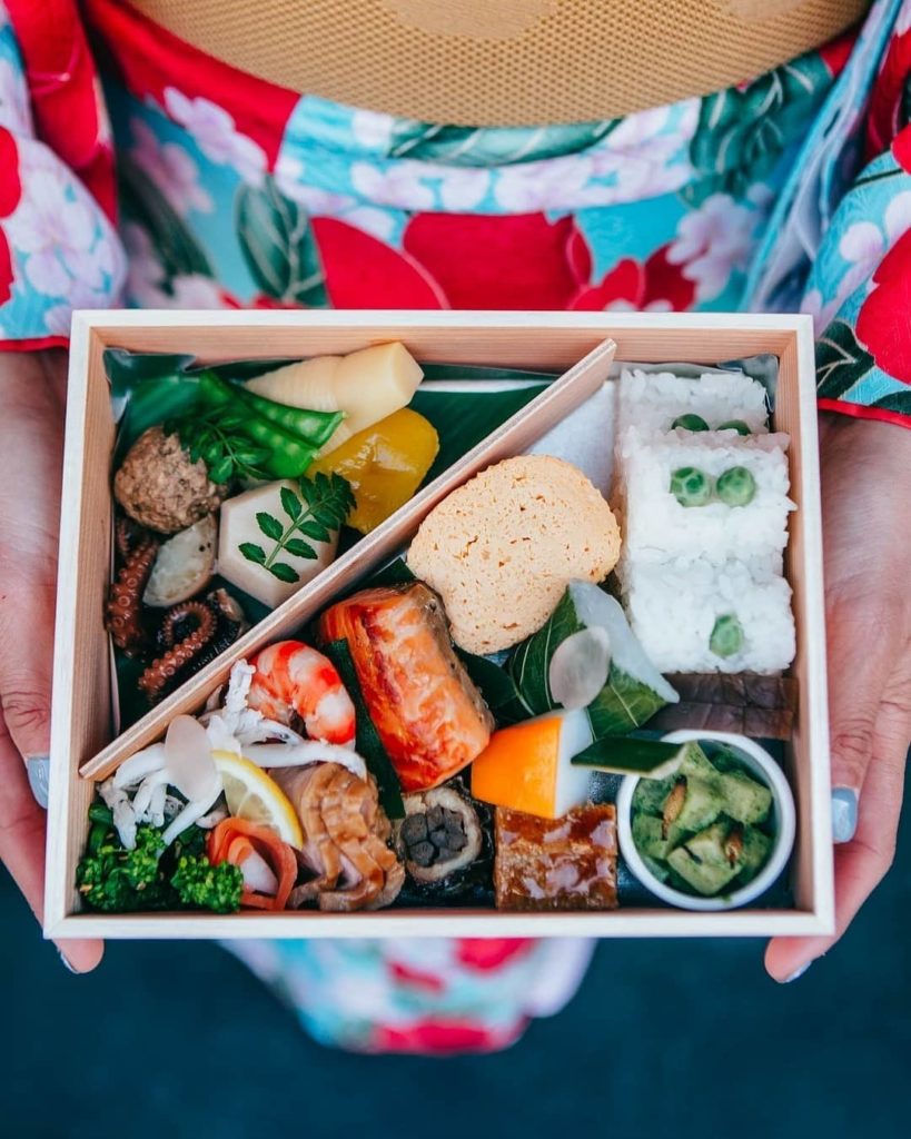 Visit Japan: If you’ve been to Japan, you’ll have definitely come across the Japanese ‘bento … If you've been to Japan, you'll have definitely come across the Japanese 'bento ...