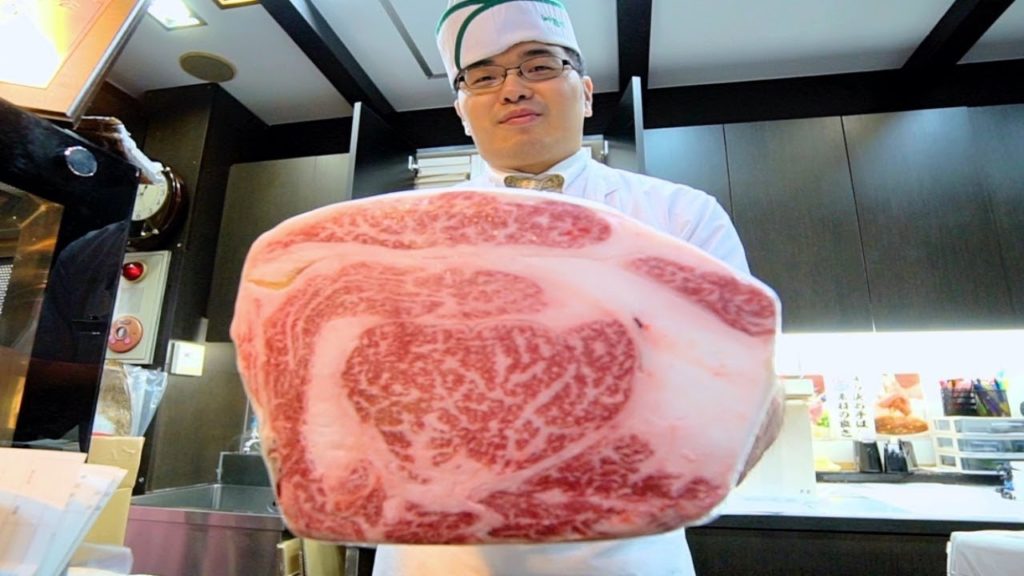 KOBE BEEF IN JAPAN (神戸ビーフ) - MASSIVE Japanese Food tour in Osaka + Affordable WAGYU Steak in Japan