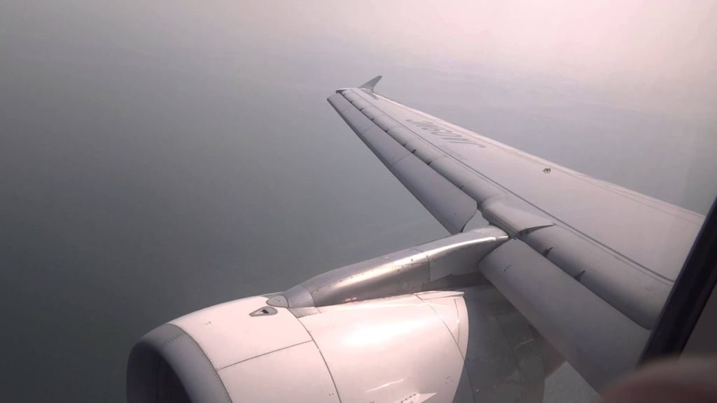 Starflyer 7G Airbus A320 landing to KKJ Kitakyushu Airport