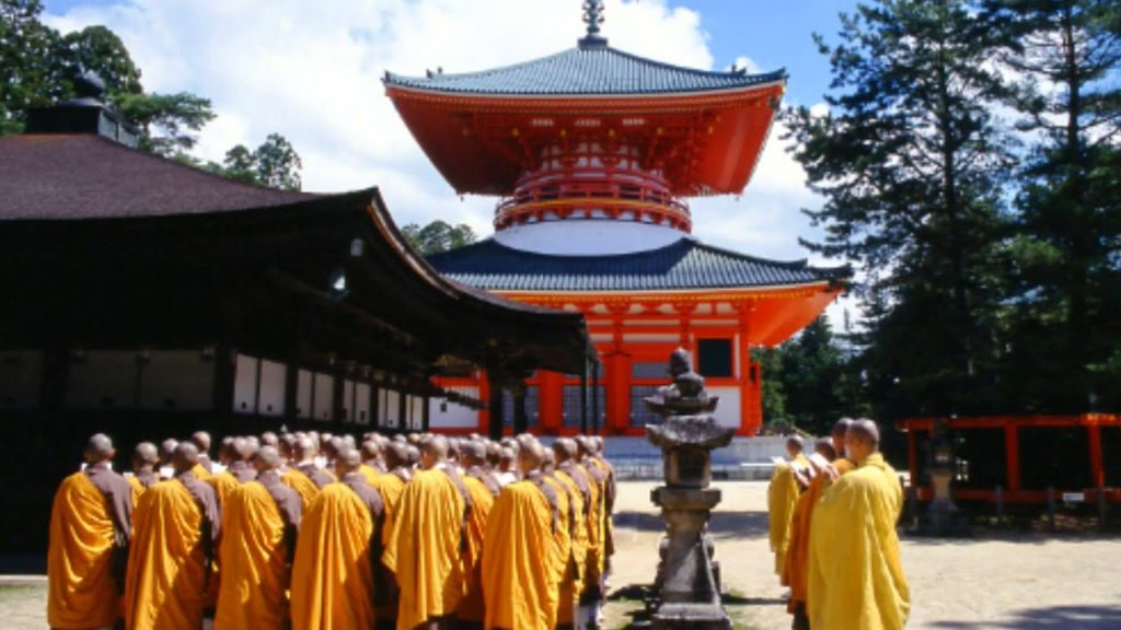 Japan Travel: Beauty and History at the Kongobuji Temple in Wakayama 11