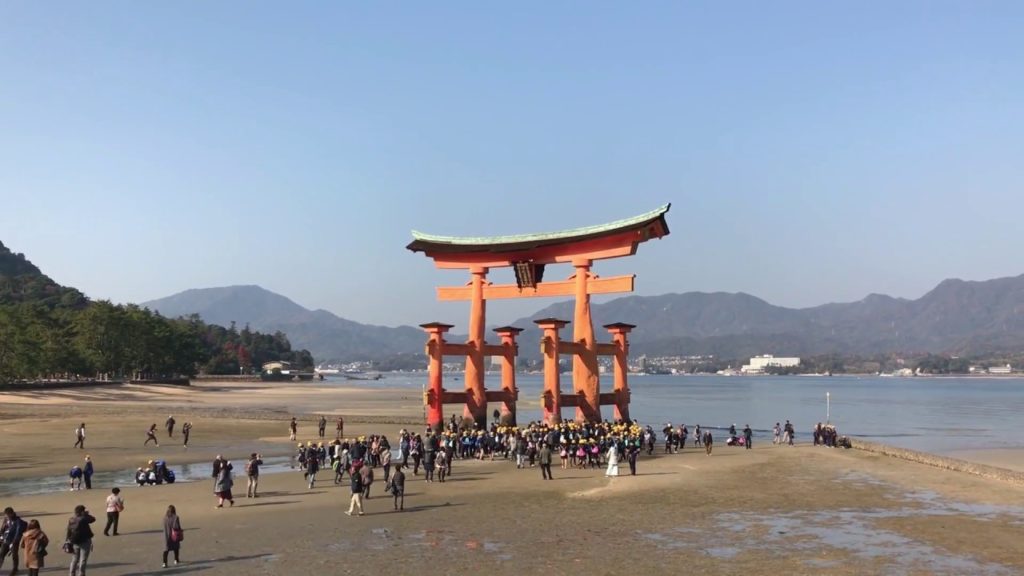 Best View of Japan – Miyajima Floating Gate | Hiroshima Prefecture Travel Guide Best View of Japan - Miyajima Floating Gate | Hiroshima Prefecture Travel Guide