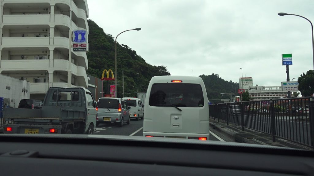 アキーラさんドライブ①沖縄県・名護市中心・国道58号線を恩納村方面へ!Nago city,Okinawa,Japan アキーラさんドライブ①沖縄県・名護市中心・国道58号線を恩納村方面へ!Nago city,Okinawa,Japan