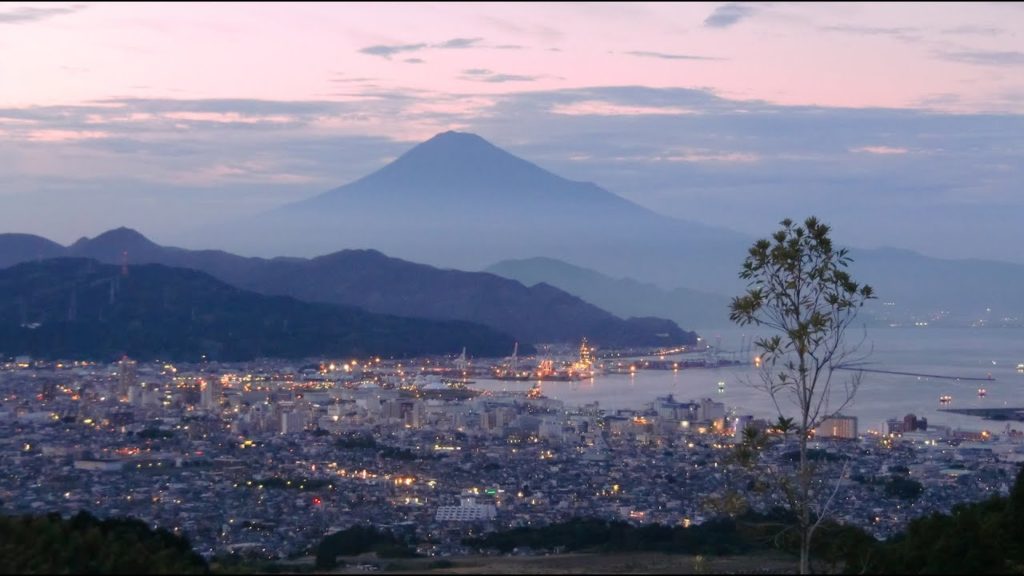 Shizuoka City Views of Mount Fuji  Pharrell Williams Happy