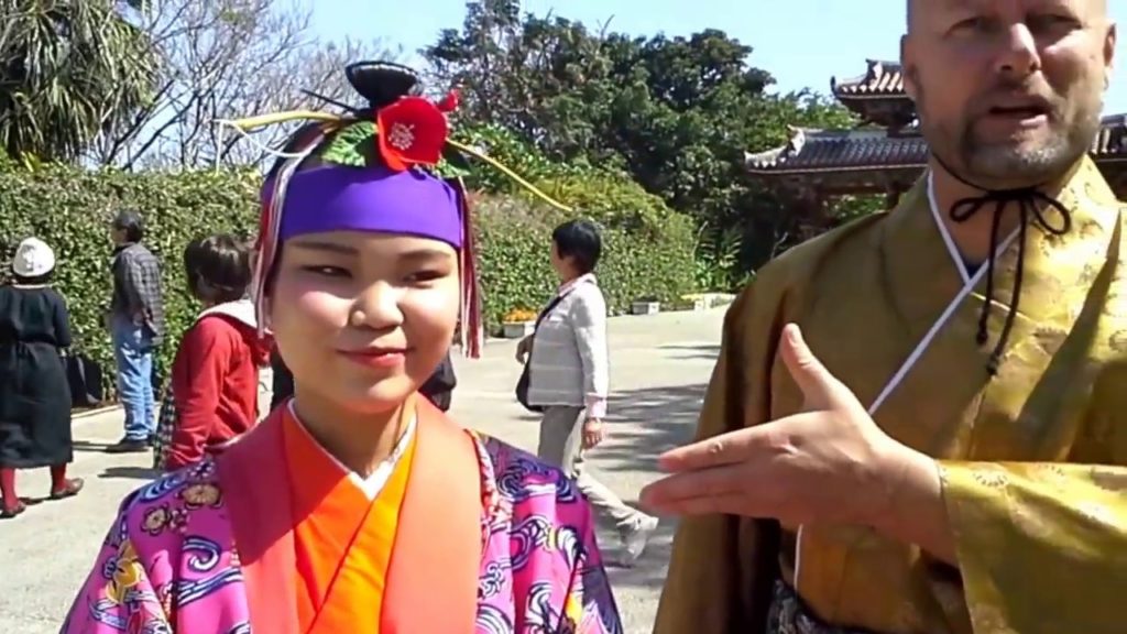 Travel Professor - Okinawa & Shurijo Castle
