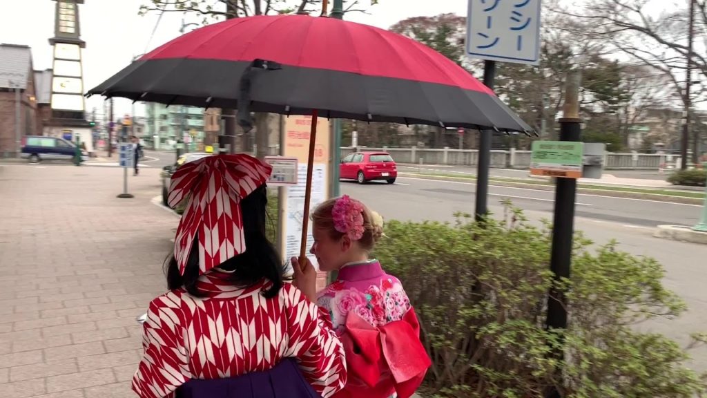 The party in the hotel tonight coming to travel in Hakodate is a Japanese clothes participation