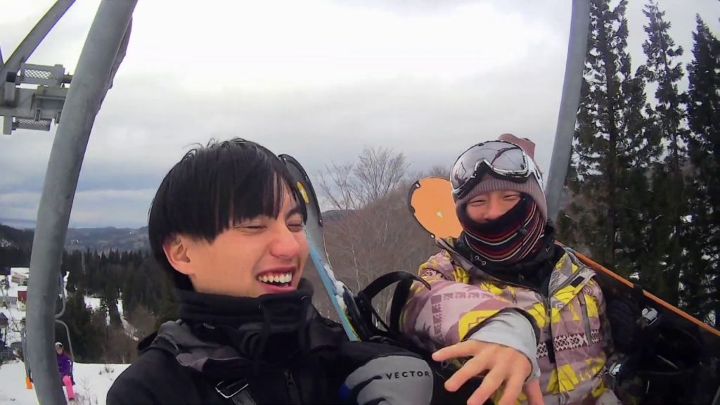 vlog #2 Snowboarding in Niigata Japan