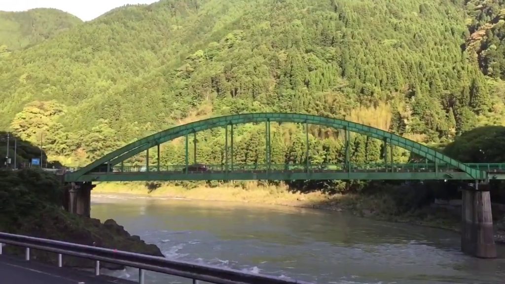 BREATHTAKING!! Train ride from Hitoyoshi to Kumamoto, Japan (JP Rail Pass)