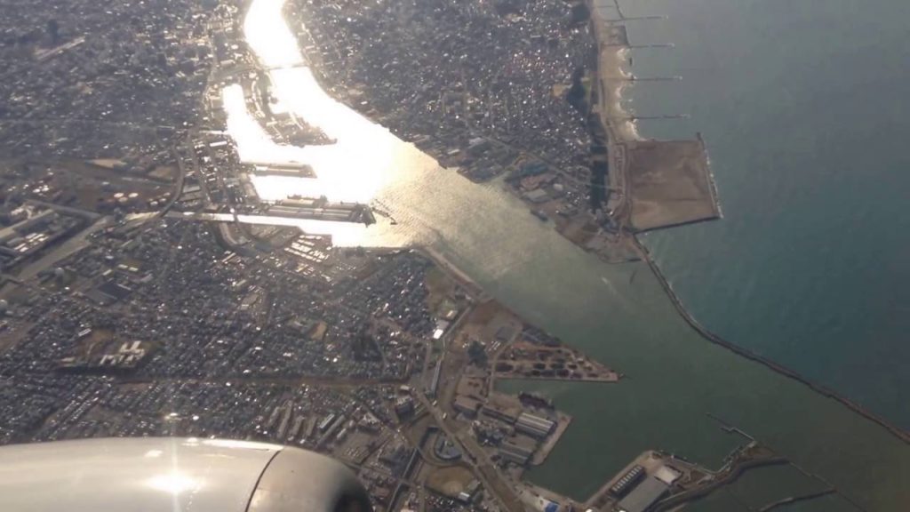 Landing at Niigata airport