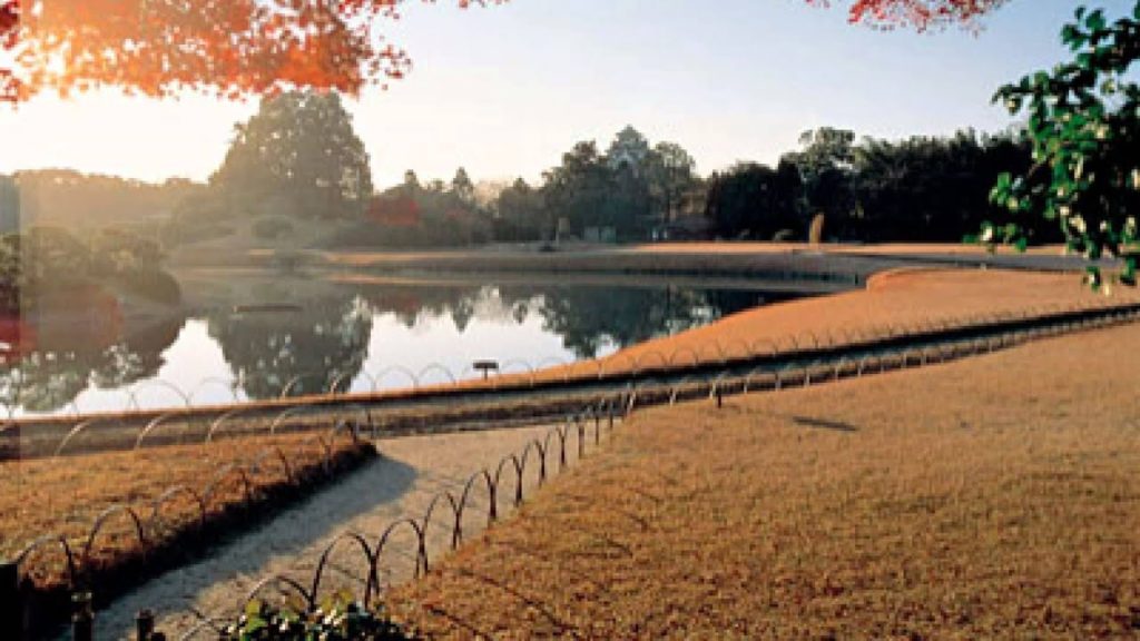 Japan Travel: Korakuen Okayama's main attraction Beautiful landscape garden Okayama10 Moopon