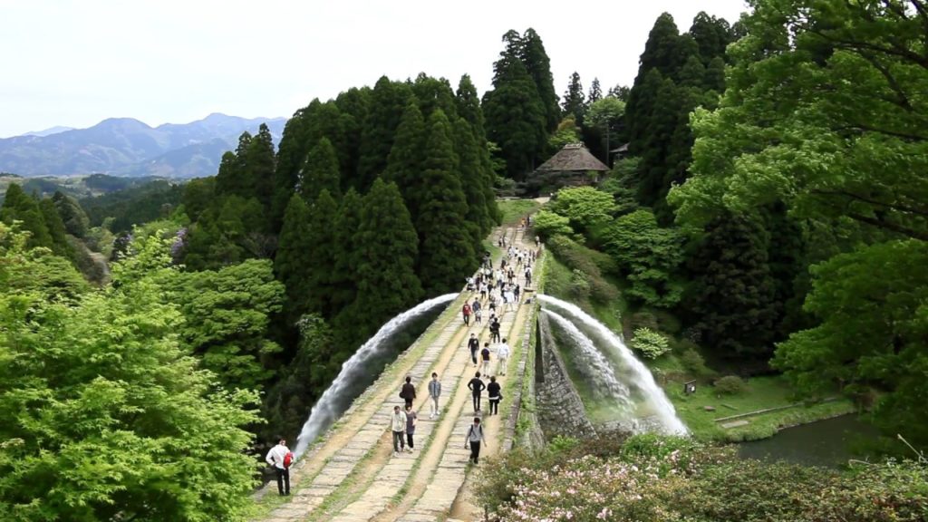 JG 熊本 通潤橋の通水(重文) Kumamoto,Tsujunkyo(Cultural Property)