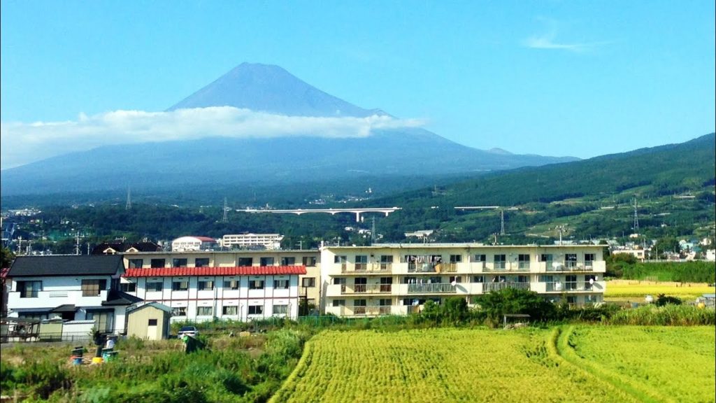 Shinkansen High-Speed Train Nagoya - Tokyo via Mt. Fuji 富士山と新幹線