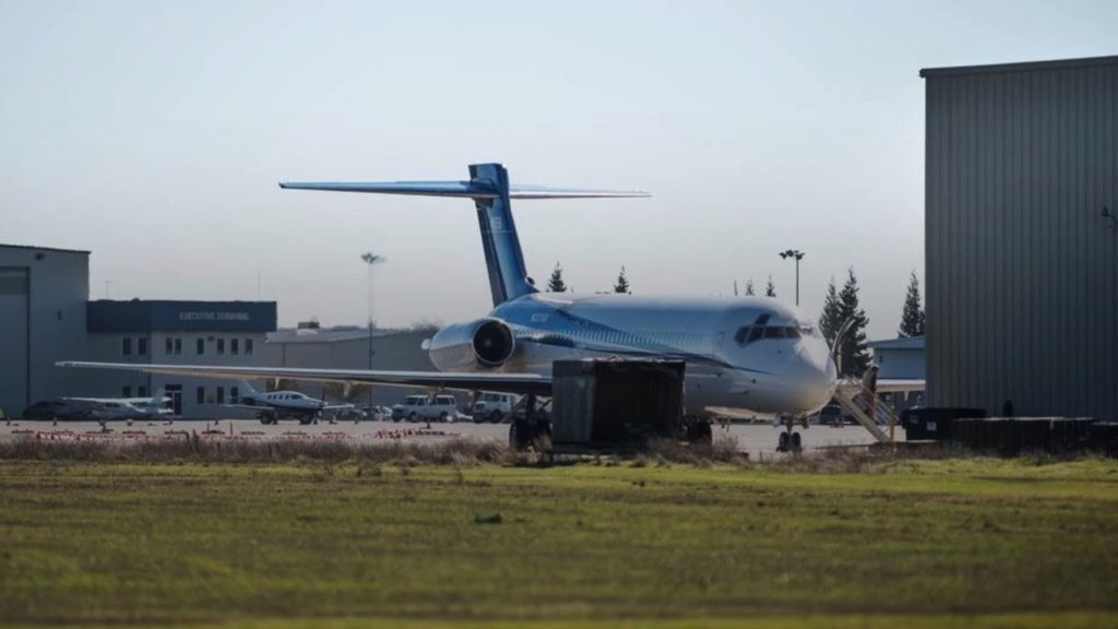 LA flights returning to Modesto area for first time in a decade