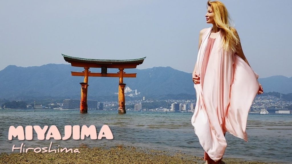 Adeyto ⛩️ ITSUKUSHIMA FLOATING TORII GATE Miyajima beach Hiroshima 📽️ HUAWEI P20 PRO Adeyto ⛩️ ITSUKUSHIMA FLOATING TORII GATE Miyajima beach Hiroshima 📽️ HUAWEI P20 PRO