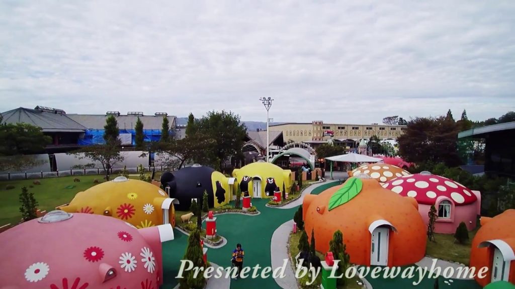 Renee and Nelson Travel video at Aso Farmland - 阿蘇農莊熊本熊主題房間 fun with Typhoon H