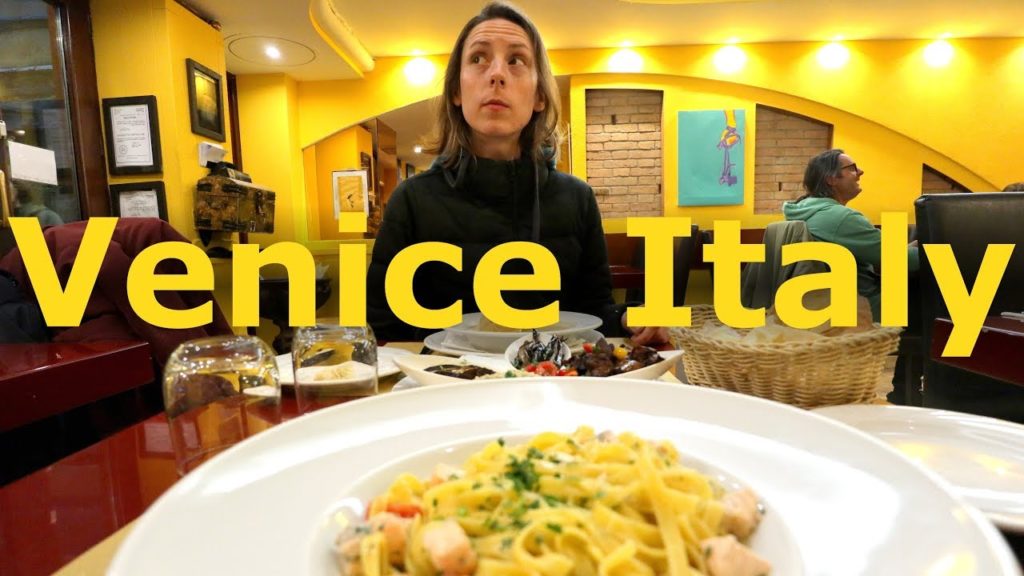 Venice, Italy | Exploring Murano, Burano & Torcello