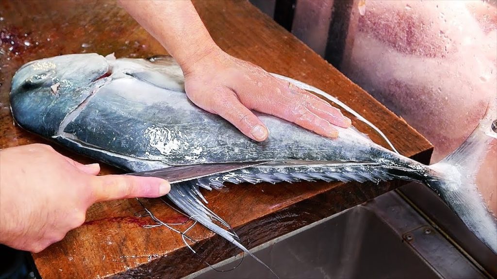 Japanese Street Food - GIANT MACKEREL Okinawa Seafood Japan