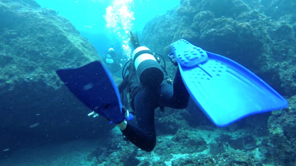 [4K 60fps] Okinawa Blue Cave Diving Trip 沖縄青の洞窟 at Cape Maeda 真栄田岬 | YI 4K+ Red Filter Underwater