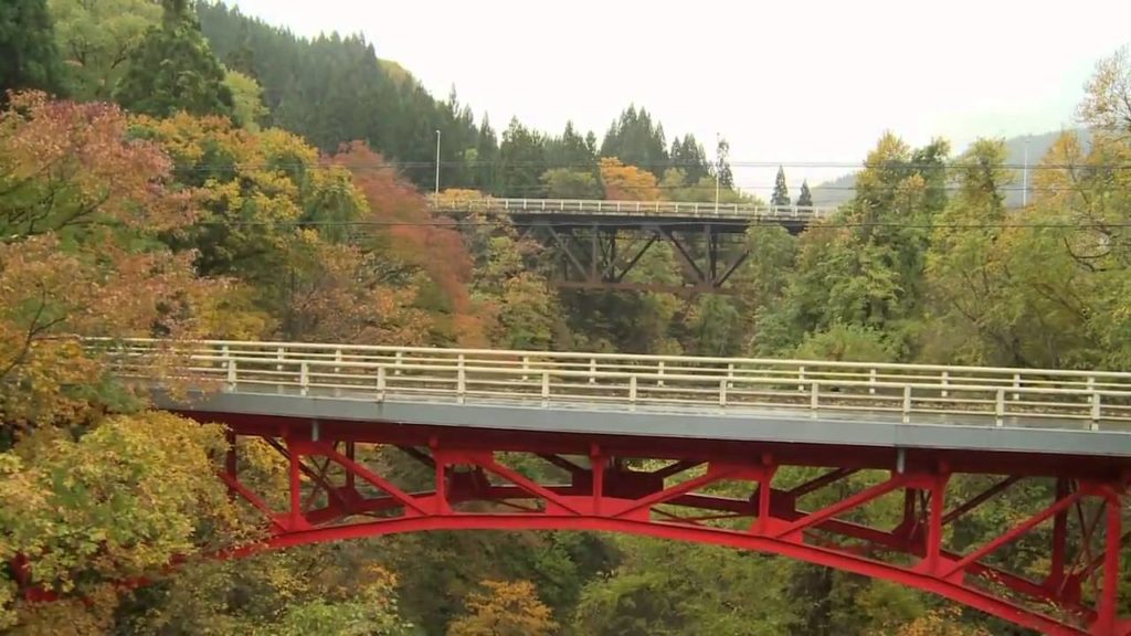 〔Akita Semboku Sightseeing〕Enjoy the Delights of Fall on the Akita Nairiku Jukan Tetsudou Line