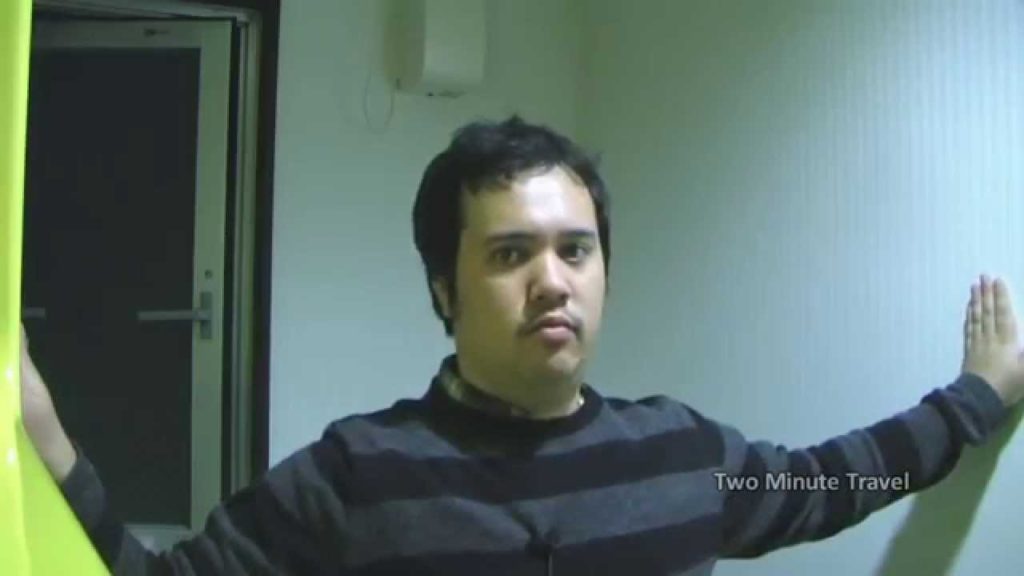 JAPAN CAPSULE HOTEL?! HOTEL SHIN-IMAMIYA OSAKA - Two Minute Travel