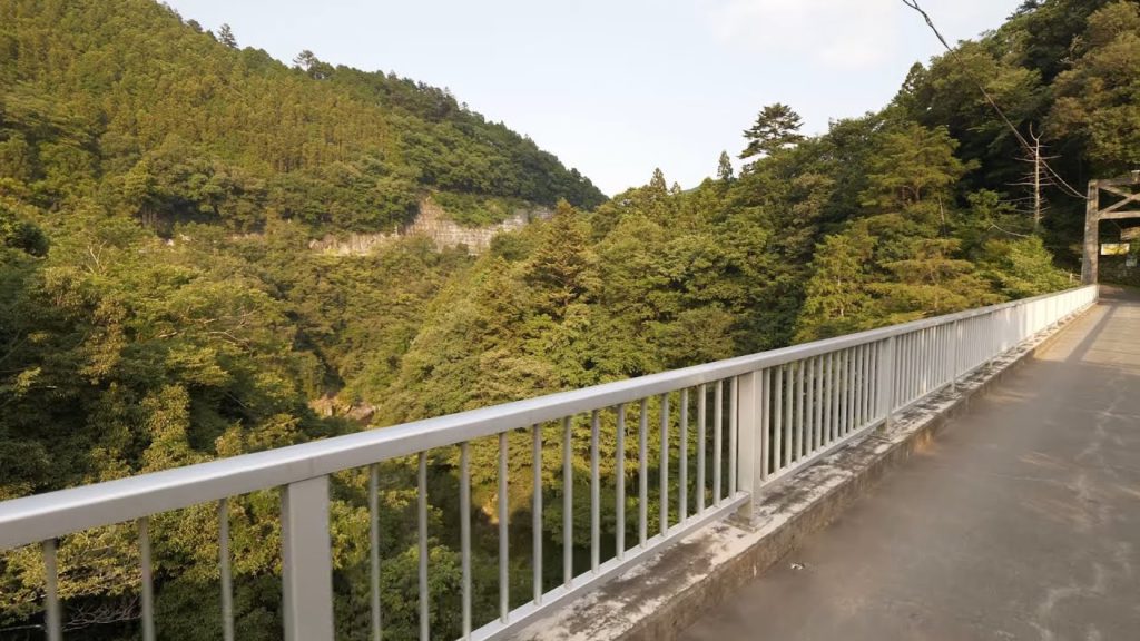 【4K】Hatonosu of Okutama, Tokyo - walk and fly