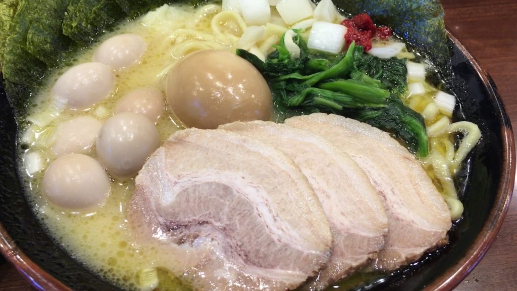 アキーラさんお薦①浜松市・横浜家系ラーメン・麺匠家・西伊場店！Ramen,Hamamatsu-city in Japan