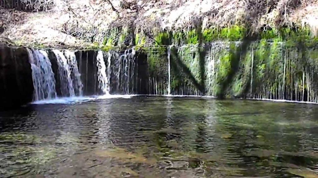 Shiraito Waterfalls in Karuizawa, Nagano ● 白糸の滝 Shiraito Waterfalls in Karuizawa, Nagano ● 白糸の滝