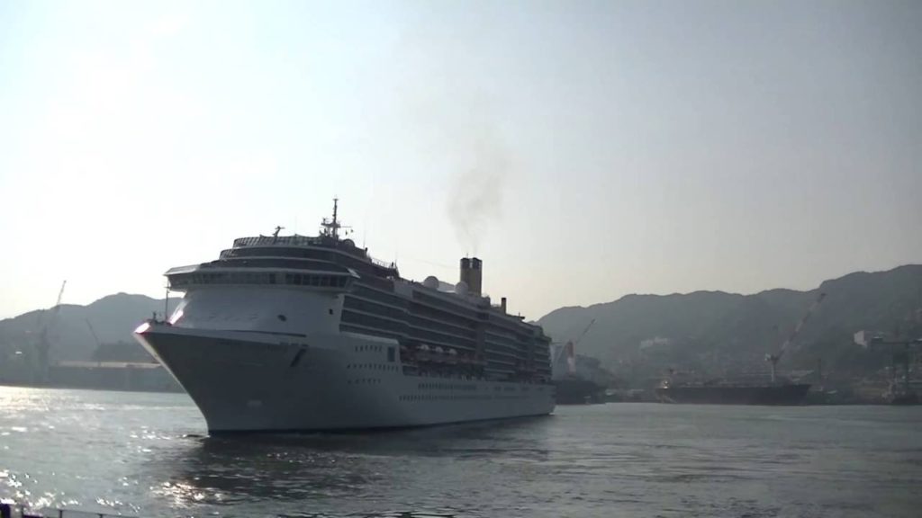 24speed Costa Atlantica big turned and departed from Nagasaki Port.20160909 163154