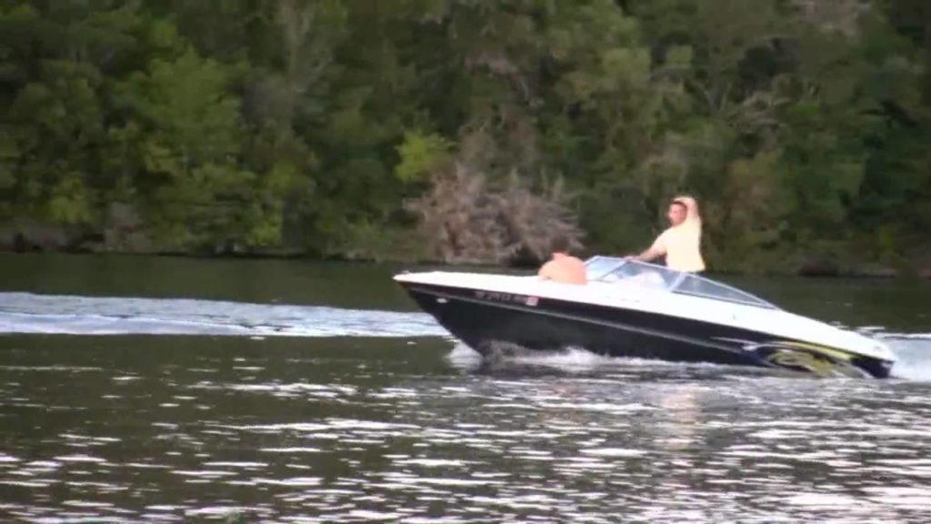 Colorado River in Austin Texas HD
