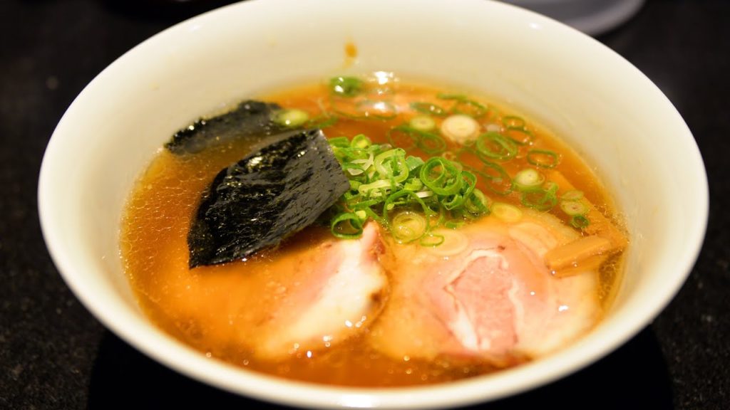 Soy sauce ramen in Shin-Yokohama Ramen Museum 新横浜ラーメン博物館支那そばやで締めか？:Gourmet Report グルメレポート